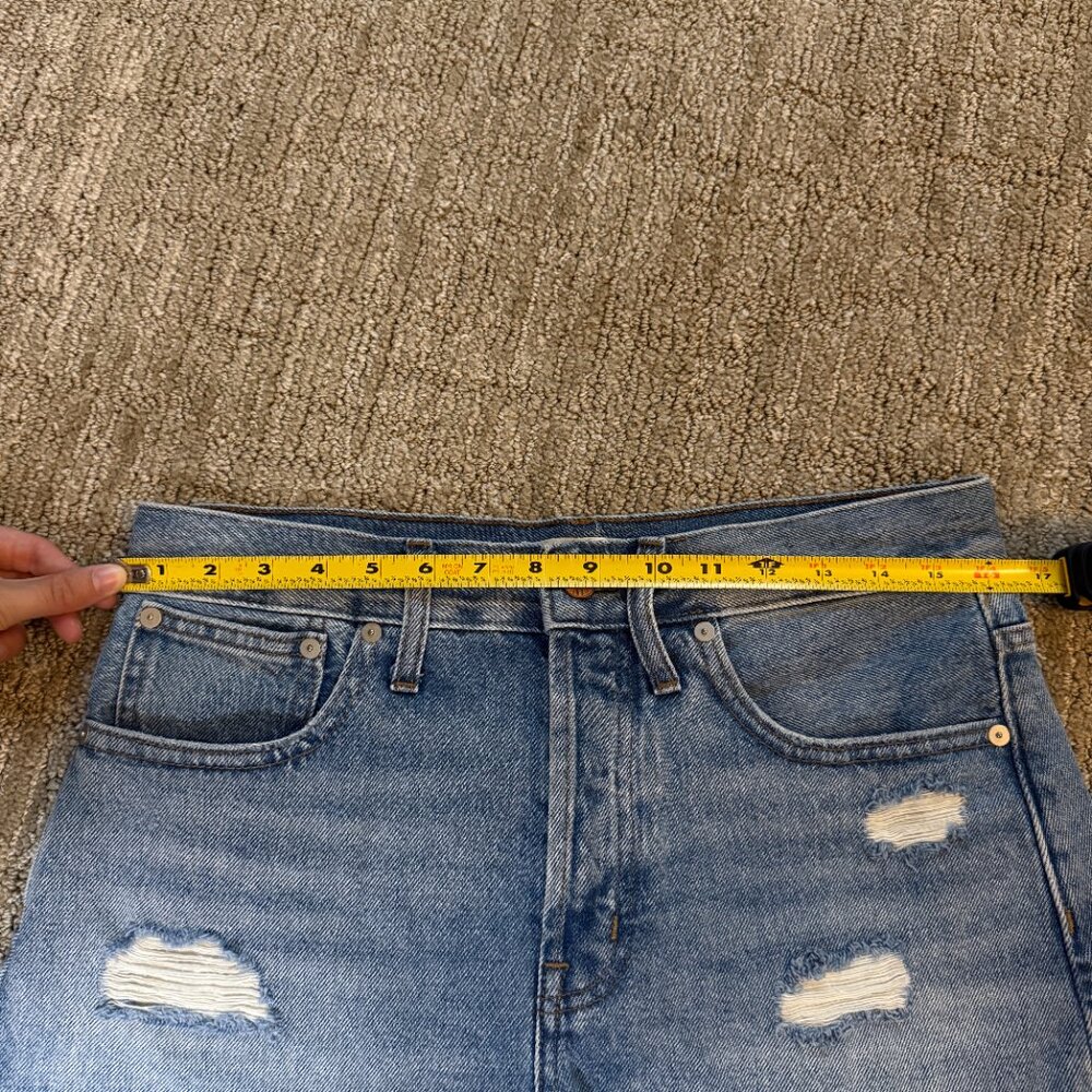 Madewell Women's Denim Jean Shorts Distressed High-Rise Relaxed Frayed Size 27 - Picture 9 of 11